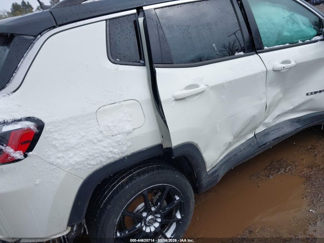 44620714 :رقم المزاد ، 3C4NJDCB9KT596397 vin ، 2019 Jeep Compass Limited 4x4 مزاد بيع