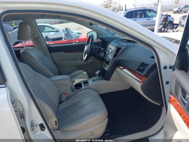 2011 Subaru Outback 2.5i Limited მანქანა იყიდება აუქციონზე, vin: 4S4BRBKC1B3424933, აუქციონის ნომერი: 44620718