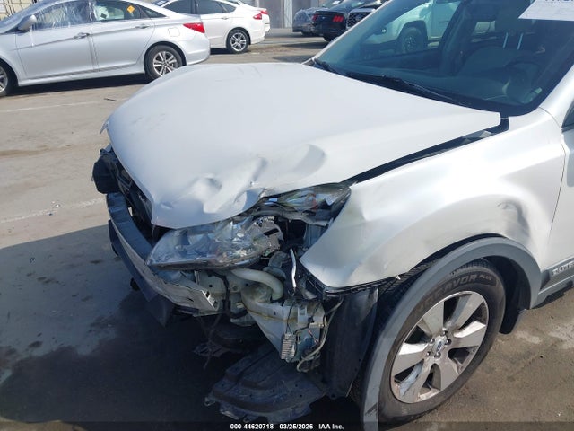 2011 Subaru Outback 2.5i Limited მანქანა იყიდება აუქციონზე, vin: 4S4BRBKC1B3424933, აუქციონის ნომერი: 44620718