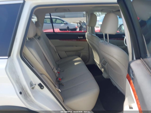 2011 Subaru Outback 2.5i Limited მანქანა იყიდება აუქციონზე, vin: 4S4BRBKC1B3424933, აუქციონის ნომერი: 44620718