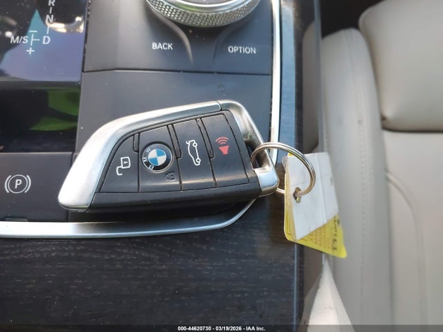 44620730 :رقم المزاد ، WBA5R1C54KAK12287 vin ، 2019 Bmw 330i مزاد بيع