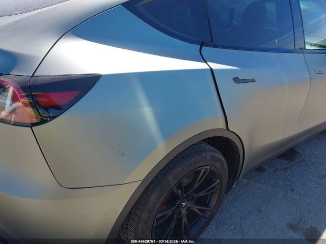 2023 Tesla Model Y Awd/long Range Dual Motor All-wheel Drive მანქანა იყიდება აუქციონზე, vin: 7SAYGDEE2PF615304, აუქციონის ნომერი: 44620751