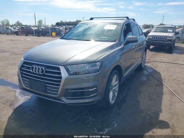 Продаж на аукціоні авто 2017 Audi Q7 3.0t Premium, vin: WA1VAAF7XHD027850, номер лоту: 44620764