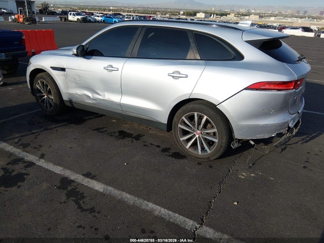 Jaguar F-pace 25t Prestige 2018 SADCK2FX7JA255025 Image 3