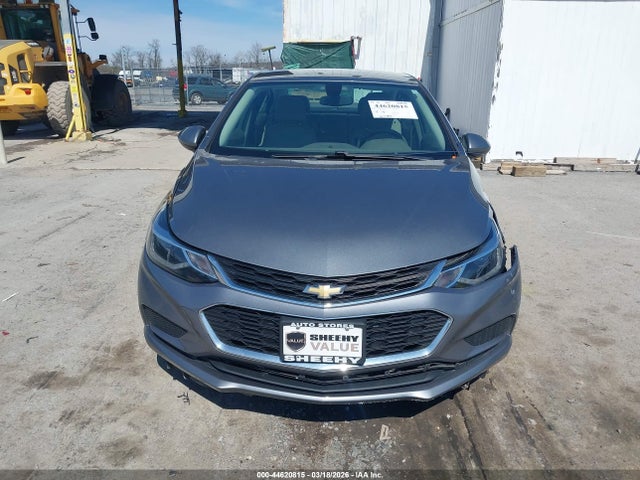 2018 Chevrolet Cruze Lt Auto მანქანა იყიდება აუქციონზე, vin: 1G1BE5SM8J7162841, აუქციონის ნომერი: 44620815