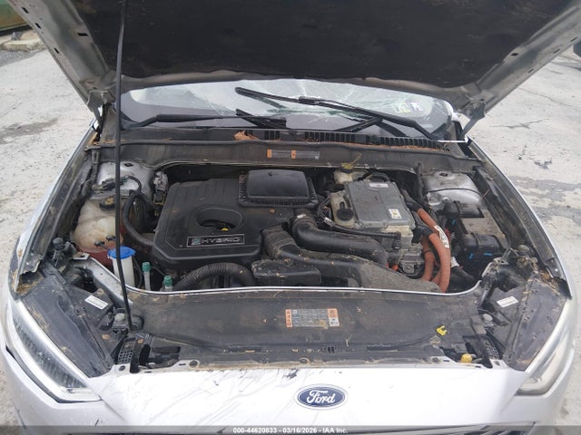 44620833 :رقم المزاد ، 3FA6P0LU7HR307509 vin ، 2017 Ford Fusion Hybrid Se مزاد بيع