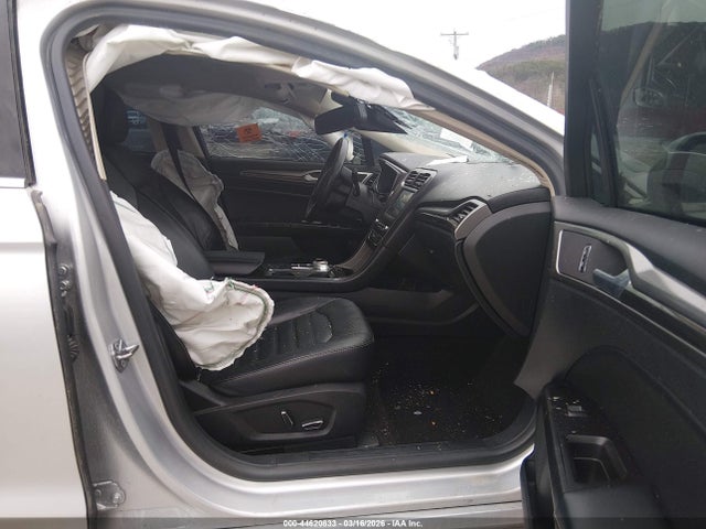 44620833 :رقم المزاد ، 3FA6P0LU7HR307509 vin ، 2017 Ford Fusion Hybrid Se مزاد بيع