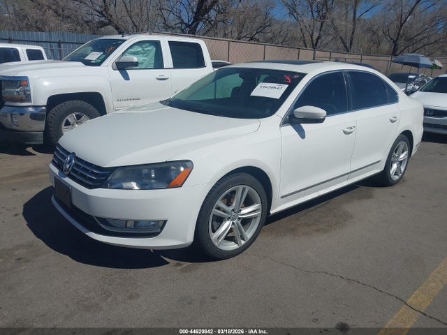 2014 Volkswagen Passat 2.0l Tdi Se მანქანა იყიდება აუქციონზე, vin: 1VWBN7A31EC078687, აუქციონის ნომერი: 44620842