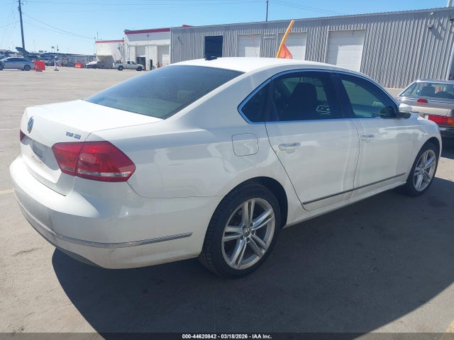 2014 Volkswagen Passat 2.0l Tdi Se მანქანა იყიდება აუქციონზე, vin: 1VWBN7A31EC078687, აუქციონის ნომერი: 44620842