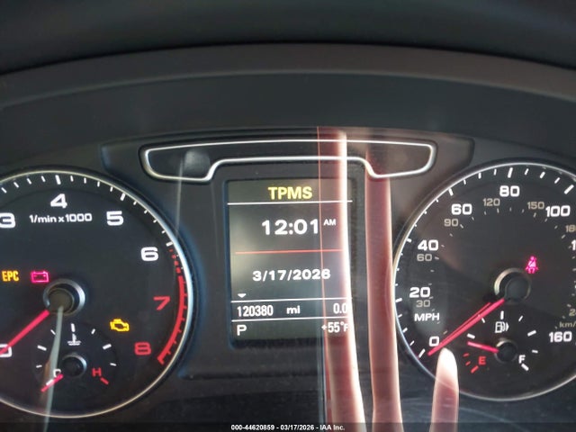44620859 :رقم المزاد ، WA1EFCFS1FR010825 vin ، 2015 Audi Q3 2.0t Premium Plus مزاد بيع
