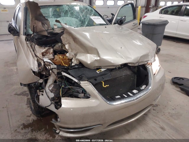 Aukcja sprzedaży 2014 Chrysler 200 Limited, vin: 1C3CCBCG0EN199221, numer aukcji: 44620906