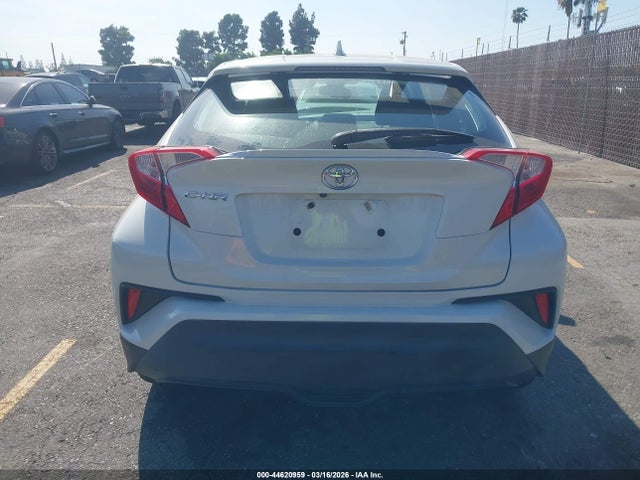 Toyota C-HR XLE 2018 NMTKHMBX3JR056417 Image 16