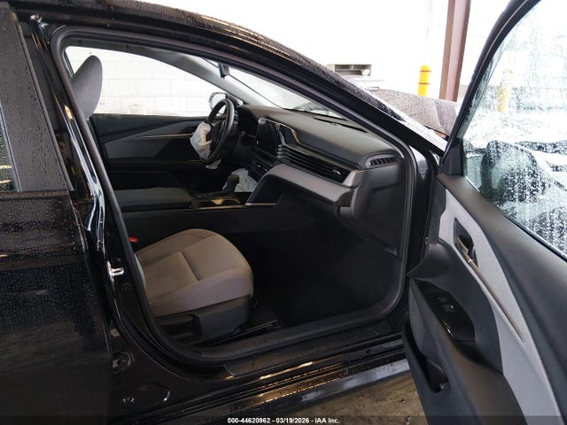 Toyota CAMRY LE 2025 4T1DAACK1SU207585 Image 5