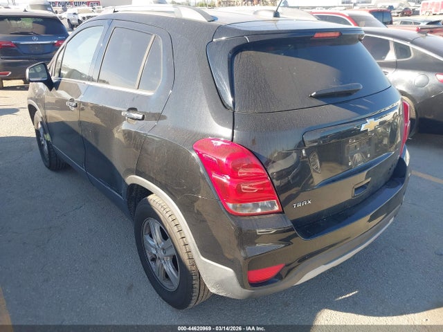 3GNCJLSB8HL266253 Chevrolet Trax Lt