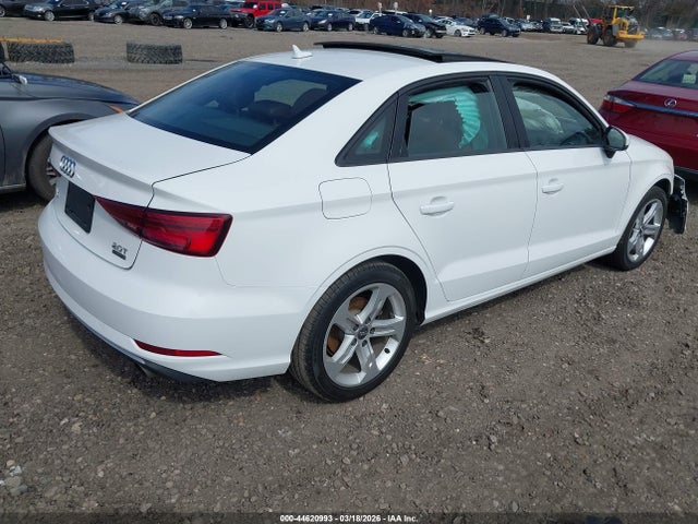 Продажа на аукционе авто 2018 Audi A3 2.0t Premium/2.0t Tech Premium, vin: WAUB8GFF6J1082122, номер лота: 44620993