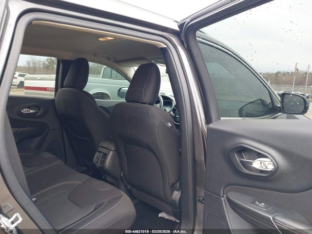 Продажа на аукционе авто 2016 Jeep Cherokee Latitude, vin: 1C4PJMCS0GW157129, номер лота: 44621019