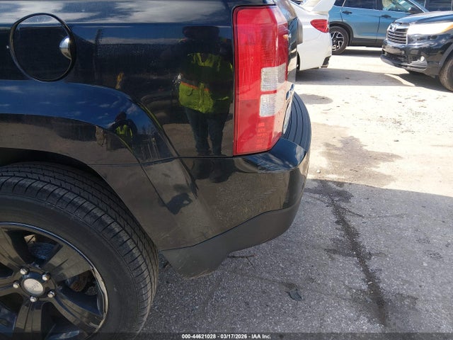 44621028 :رقم المزاد ، 1C4NJRBB2CD564381 vin ، 2012 Jeep Patriot Sport مزاد بيع