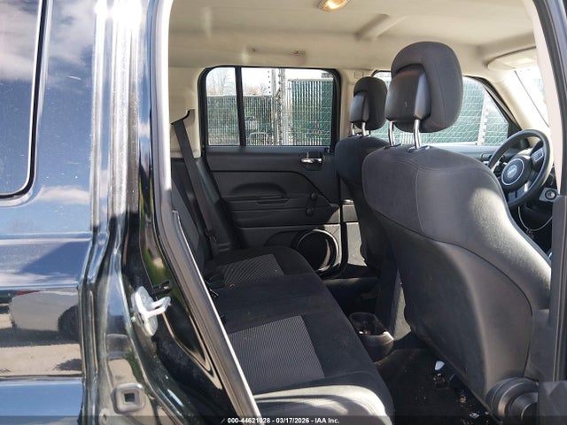 44621028 :رقم المزاد ، 1C4NJRBB2CD564381 vin ، 2012 Jeep Patriot Sport مزاد بيع