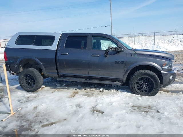 44621071 :رقم المزاد ، 3C6UR5DLXJG273850 vin ، 2018 Ram 2500 Big Horn  4x4 6'4 Box مزاد بيع
