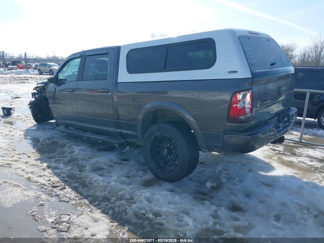 44621071 :رقم المزاد ، 3C6UR5DLXJG273850 vin ، 2018 Ram 2500 Big Horn  4x4 6'4 Box مزاد بيع