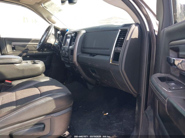 Aukcja sprzedaży 2018 Ram 2500 Big Horn  4x4 6'4 Box, vin: 3C6UR5DLXJG273850, numer aukcji: 44621071