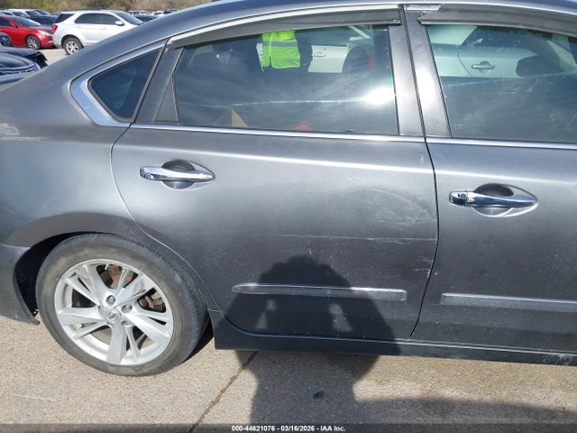 Nissan Altima 2.5 Sv 2015 1N4AL3AP9FC117582 Image 14