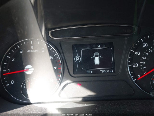 5XYPG4A33JG426383 KIA Sorento 2.4l Lx