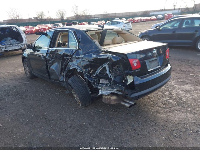 2006 Volkswagen Jetta 2.5 მანქანა იყიდება აუქციონზე, vin: 3VWDG71K06M639391, აუქციონის ნომერი: 44621237