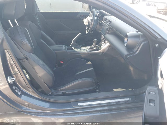 Продаж на аукціоні авто 2024 Toyota Gr86 Premium, vin: JF1ZNBE14R8754402, номер лоту: 44621240