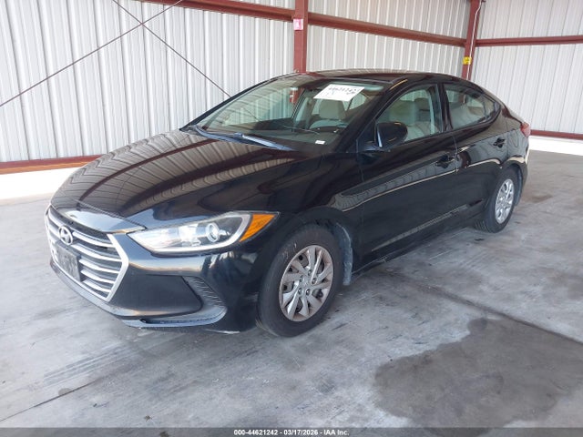 5NPD74LF0HH204025 Hyundai ELANTRA SE