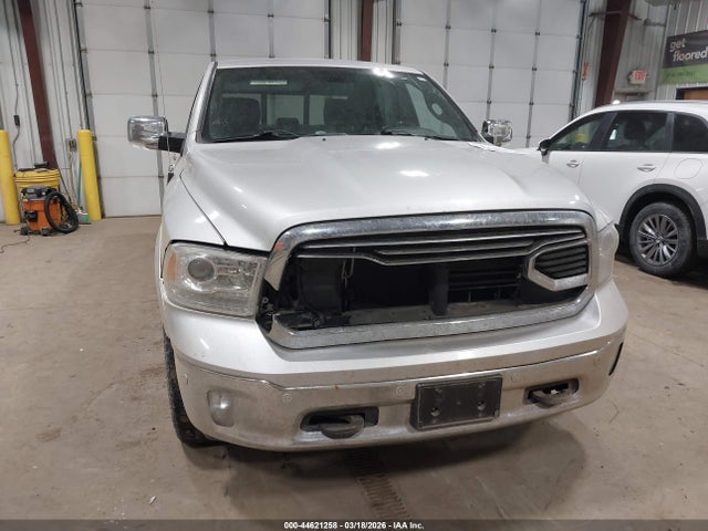 44621258 :رقم المزاد ، 1C6RR7WT5JS204796 vin ، 2018 Ram 1500 Limited  4x4 6'4 Box مزاد بيع