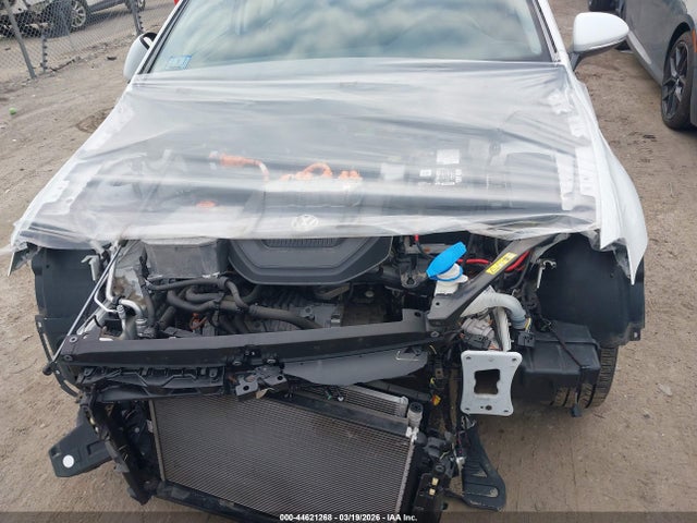 2016 VOLKSWAGEN E-GOLF WVWKP7AU9GW916911 Photo 9