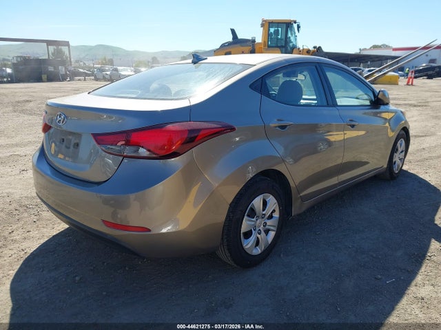 Hyundai ELANTRA SE 2016 5NPDH4AE6GH700100 Image 4