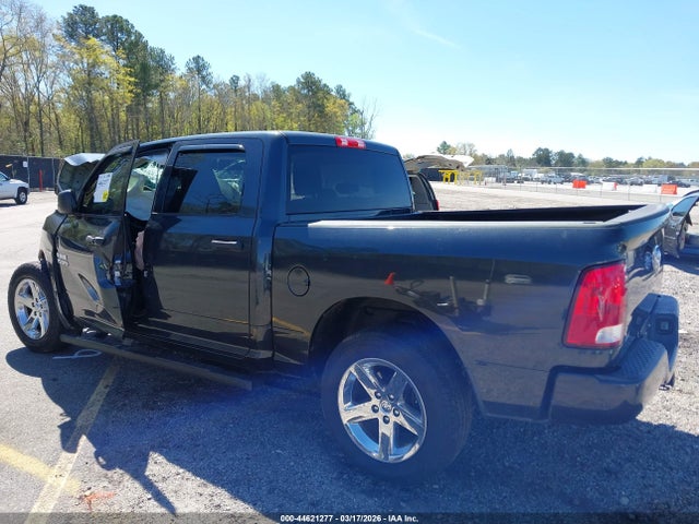 Продажа на аукционе авто 2018 Ram 1500 Express  4x2 5'7 Box, vin: 3C6RR6KTXJG250678, номер лота: 44621277