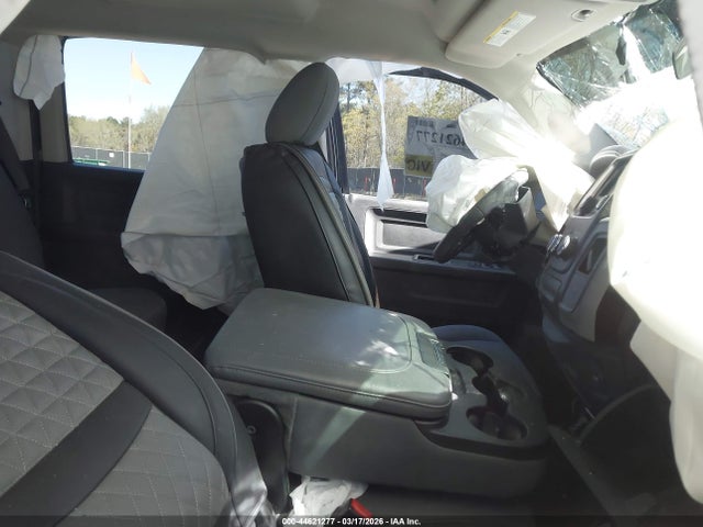 Продажа на аукционе авто 2018 Ram 1500 Express  4x2 5'7 Box, vin: 3C6RR6KTXJG250678, номер лота: 44621277