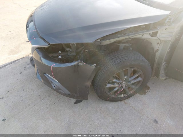 3MZBM1V72FM136691 Mazda Mazda3 I Touring