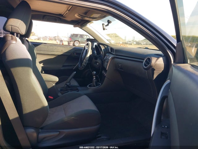 2015 SCION TC JTKJF5C78FJ009548 Photo 4