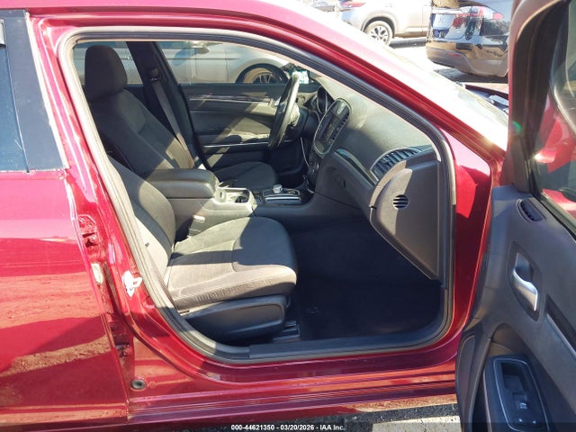 Aukcja sprzedaży 2018 Chrysler 300 Touring, vin: 2C3CCAAGXJH308980, numer aukcji: 44621350