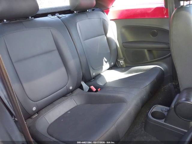 Продаж на аукціоні авто 2015 Volkswagen Beetle 2.0l Tdi, vin: 3VWJA7AT2FM640667, номер лоту: 44621364