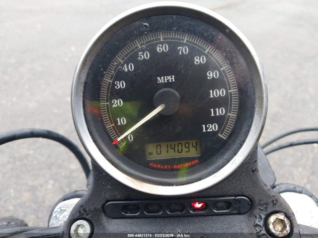 2010 HARLEY-DAVIDSON XL883 1HD4LE212AC423222 Photo 6