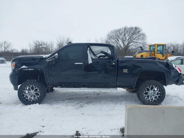 1GT12UEY4JF163463 GMC Sierra 2500hd Denali