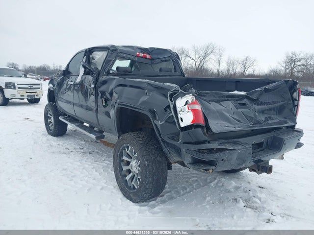 1GT12UEY4JF163463 GMC Sierra 2500hd Denali