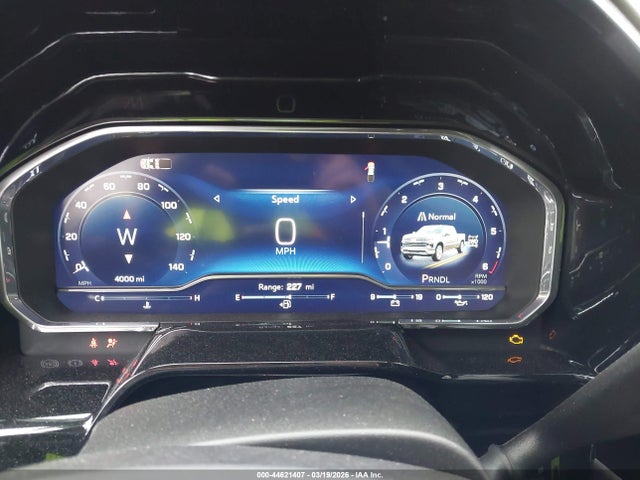 Продажа на аукционе авто 2025 Chevrolet Silverado 1500 4wd  Short Bed Lt With 2fl, vin: 1GCPKKEK5SZ326101, номер лота: 44621407