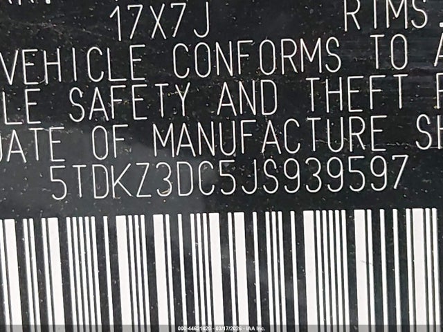 5TDKZ3DC5JS939597 Toyota Sienna Le 8 Passenger