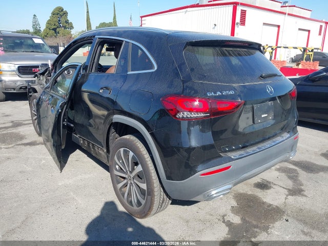 2022 MERCEDES-BENZ GLA 250 W1N4N4GB0NJ324853 Photo 2