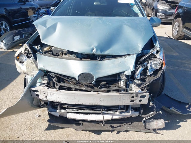 Toyota Prius Three 2015 JTDKN3DU4F1986452 Image 6