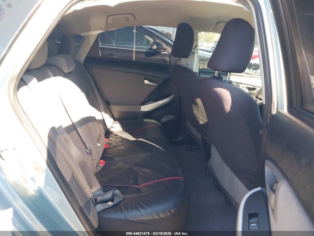 Toyota Prius Three 2015 JTDKN3DU4F1986452 Image 8