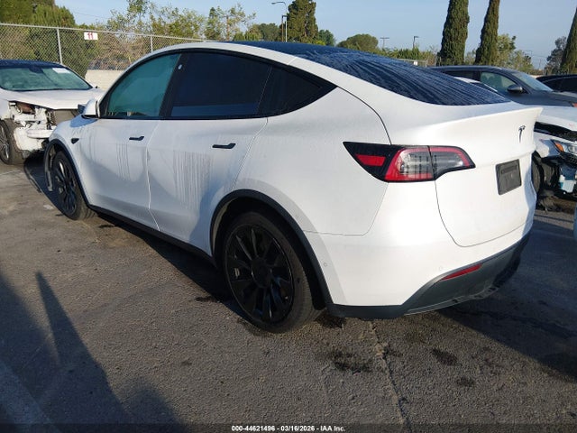 Продаж на аукціоні авто 2022 Tesla Model Y Long Range Dual Motor All-wheel Drive, vin: 7SAYGDEE3NF386189, номер лоту: 44621496