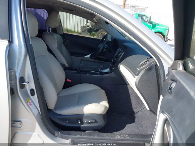 44621504 :رقم المزاد ، JTHBF5C24C5169056 vin ، 2012 Lexus Is 250 مزاد بيع