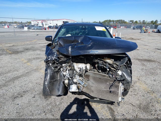 2019 Jeep Compass Latitude Fwd მანქანა იყიდება აუქციონზე, vin: 3C4NJCBB5KT756089, აუქციონის ნომერი: 44621545